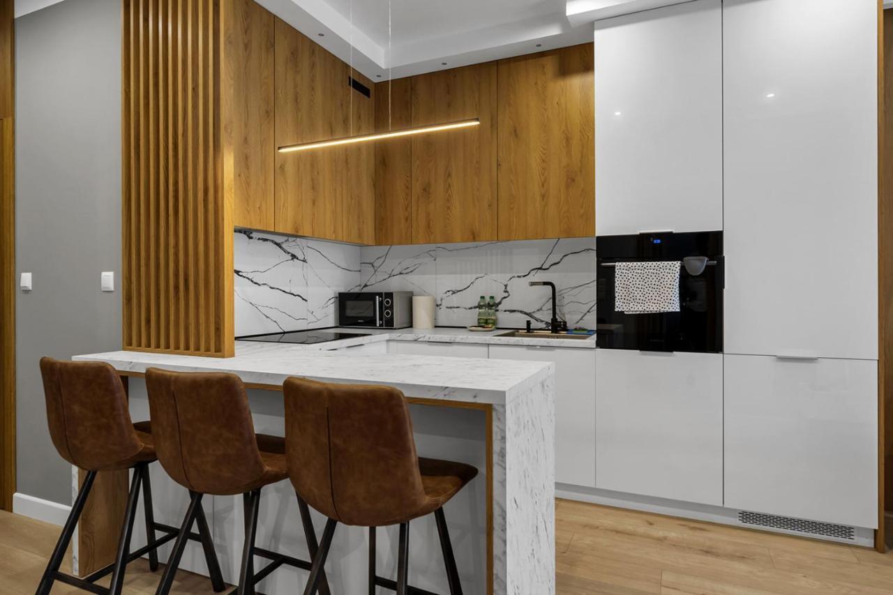 ורשה Lotnisko Chopina Modern Apartment מראה חיצוני תמונה