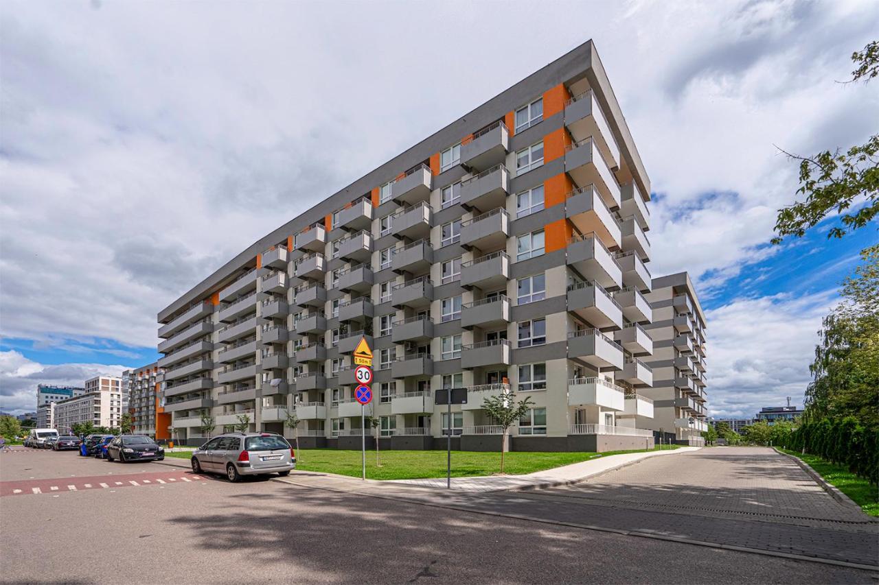 ורשה Lotnisko Chopina Modern Apartment מראה חיצוני תמונה