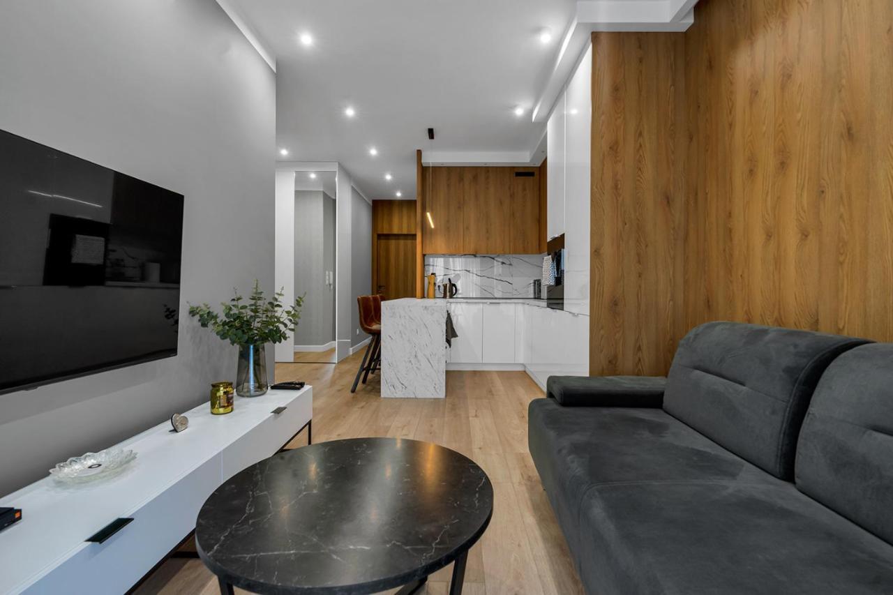 ורשה Lotnisko Chopina Modern Apartment מראה חיצוני תמונה